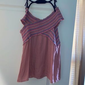Super cute off shoulder top barely